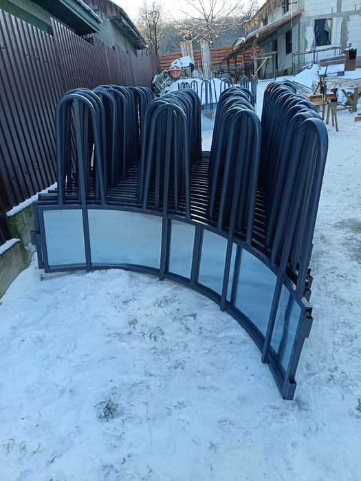 Iesle /hranitori pentru vaci si oi