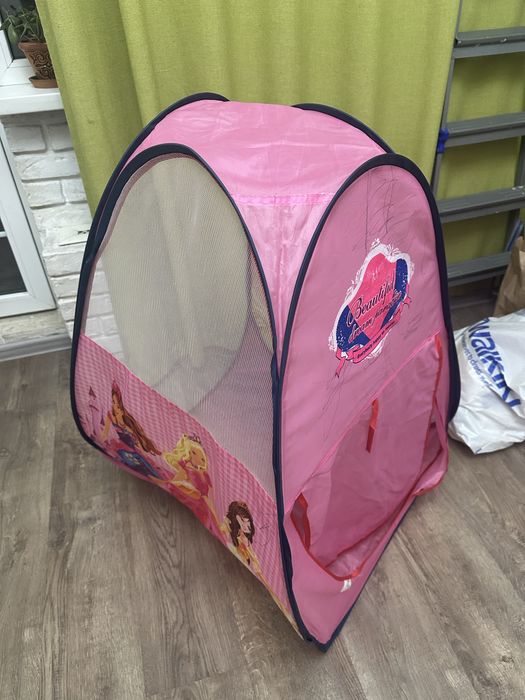 Набор разных игрушек