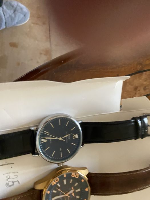 Продается наручные часы