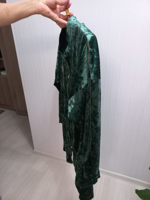 Женская одежда , костюм брючный