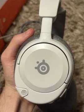 Casti gaming SteelSeries Arctis Nova 1 Alb (NOU!)