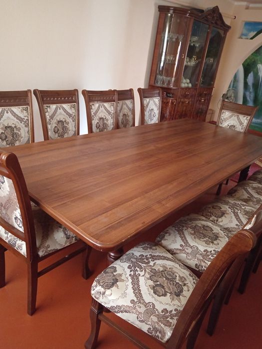 Assalomalekum stol stul sotiladi