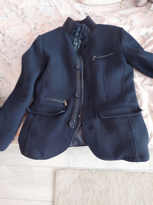 Продавам мъжко пролетно-есенно палто на Теодор размер 46