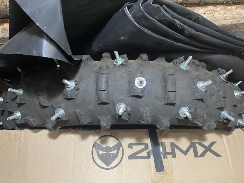 Части за Возход и Минск