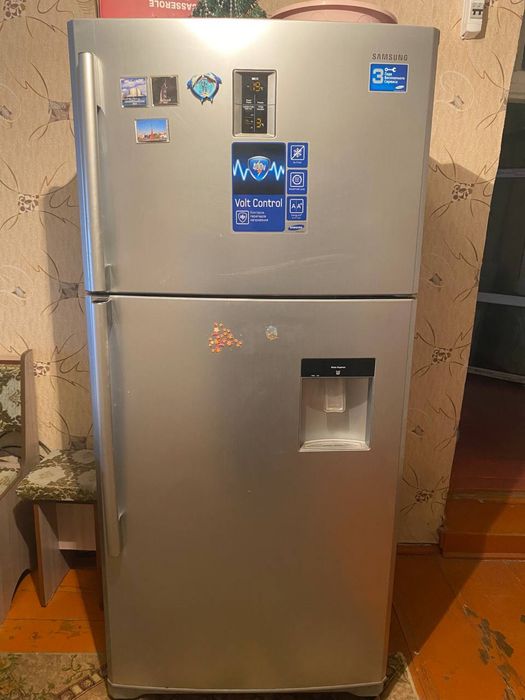 Продается холодильник