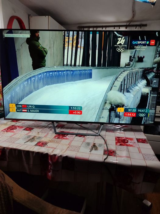 Продам телевизор Ясин OLED 65 Q 90