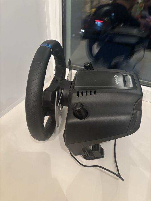Руль игровой Logitech G29