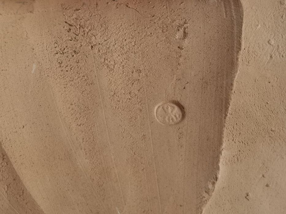 Lucrare din "Argilă, teracotă", reprezentând o scenă din DECAMERON