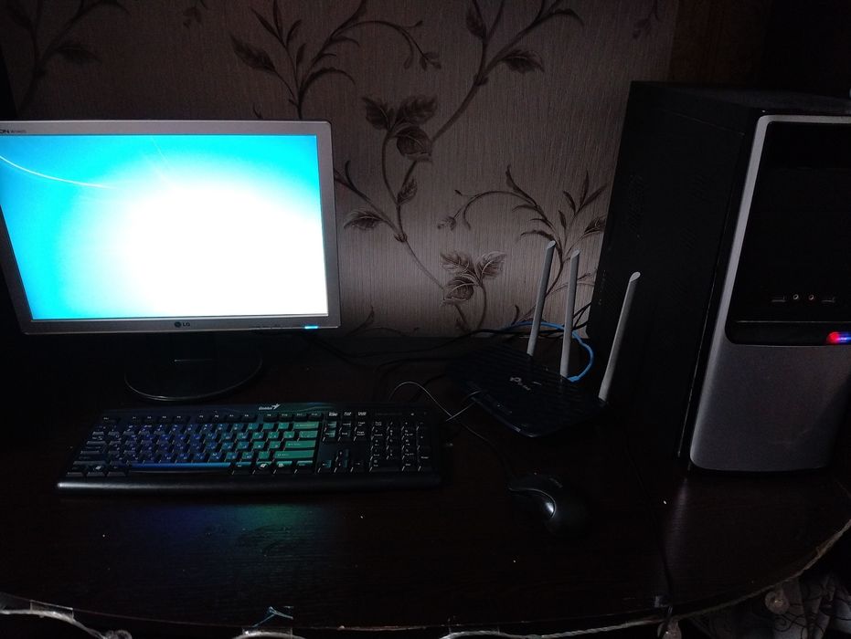 Продам  Windows 7