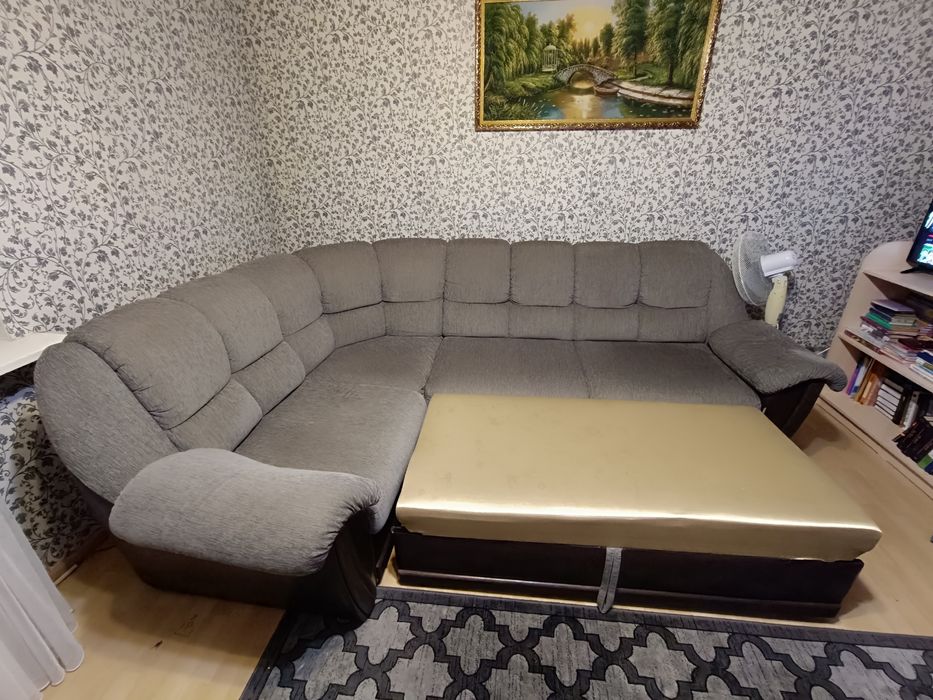 Мягкий угловой диван