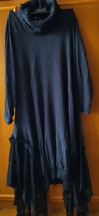 Модерни рокли и туники