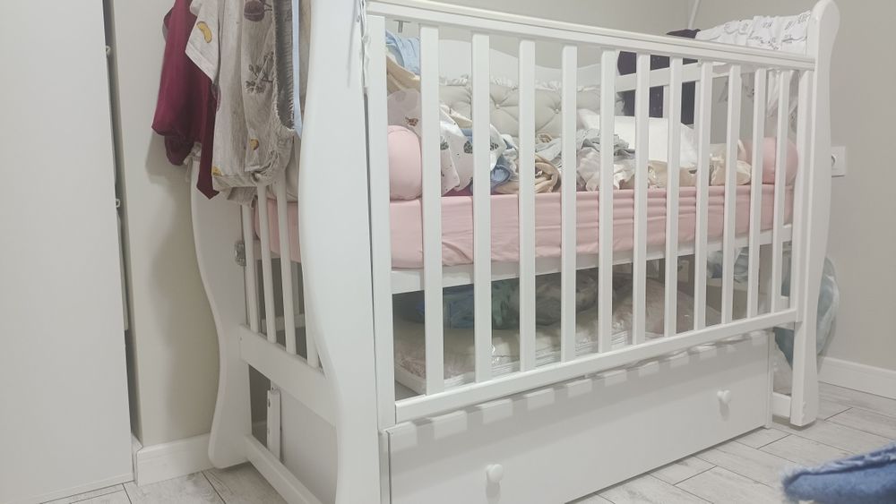 Детская кровать с матрасом