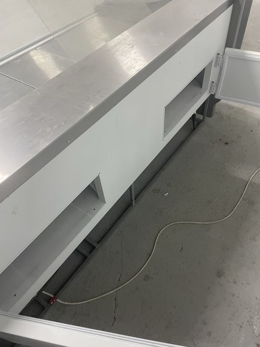 Витриные холодильники