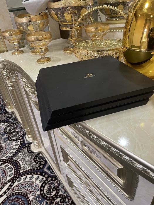 Playstation 4pro, 1TB