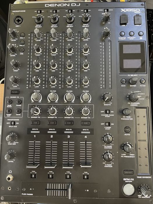 Dj миксер Denon X1850 Prime Перфектен + кейс