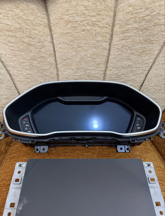 Navigatie / Ceasuri bord Audi Q3 83A F3, 2019-2024