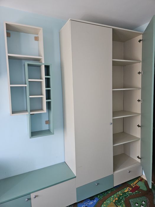 Vand mobila dormitor pentru copil