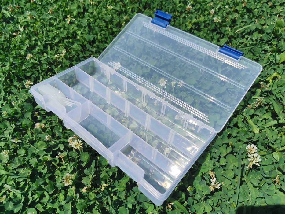 Рибарски куфар с включени 4 кутии и горно отделение