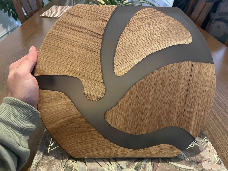 Platou din lemn de stejar si  rășină epoxidică