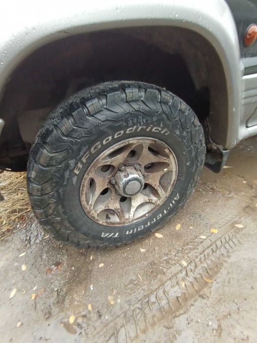 Продавам Mitsubishi Padjero