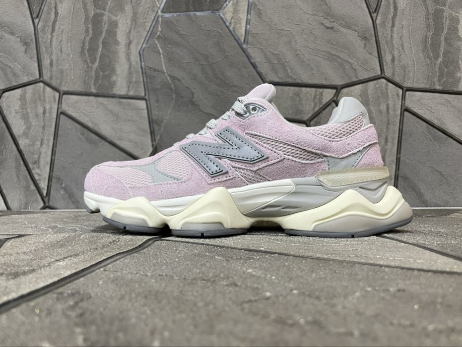 New Balance 9060 “Crystal Pink”