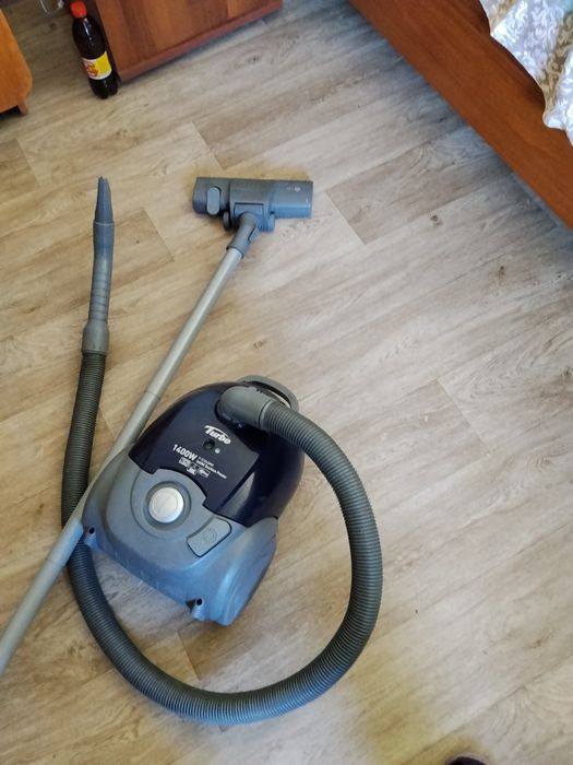 Пылесос продам продам