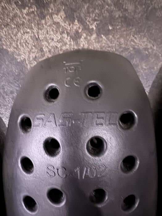 Blugi moto XL  si protectii moto