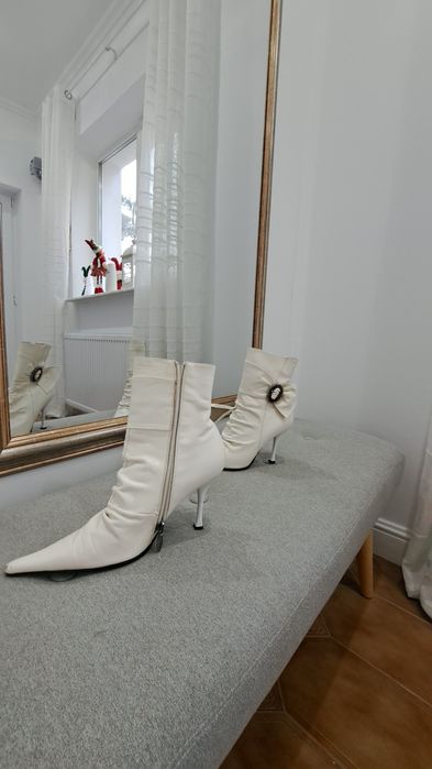 Cizma" Botine" (piele naturala)