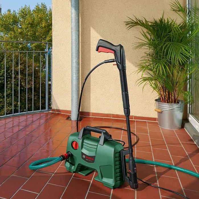 Мойка высокого давления Bosch EasyAquatak 110
