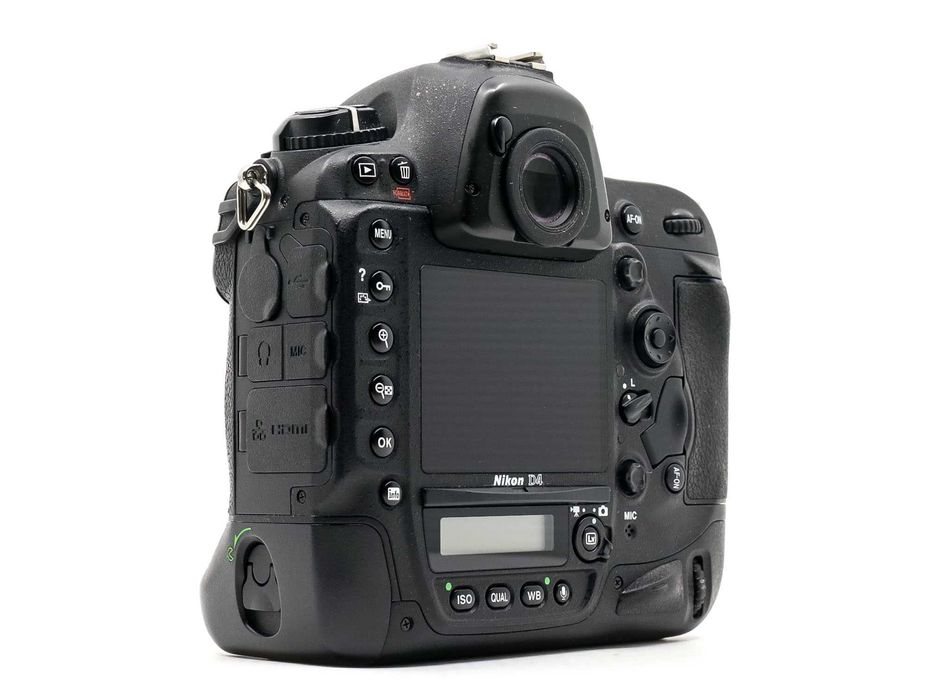 Nikon D4 – Aparat foto DSLR profesional Full Frame FX