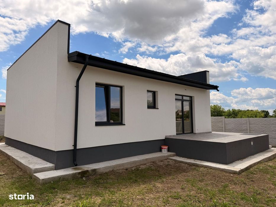 Casă 3 camere Berceni Ilfov, parter, curte 378 mp,       
  comision 0