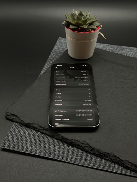 iPhone 13 Pro Max 256 Gb Graphite / 100%  Батерия/ Перфектен