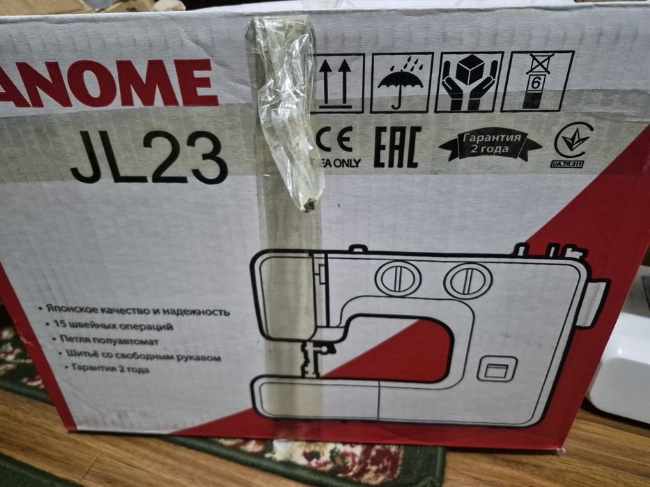 Швейная машинка новая