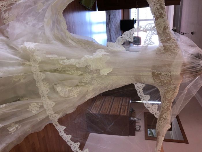 Продам свадебное платье