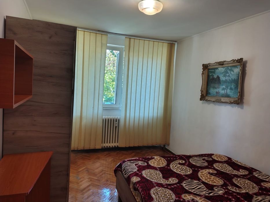 Inchiriez apartament. 2 camere, parter, piata Nord