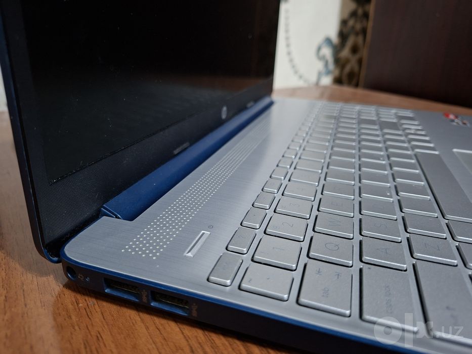 HP 15 Laptop / Ryzen 5 / 8GB RAM / 256GB SSD / Ideall holatda, karobk