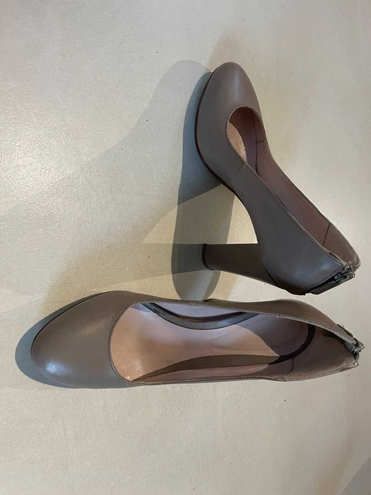 Pantofi piele CINQUE - marimea 37