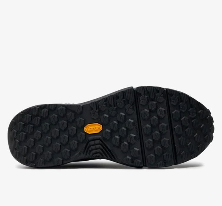 Under Armour UA Charged Valsetz Mid 44/ 9UK negri