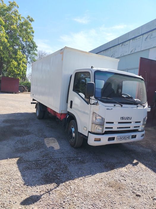Isuzi sotiladi 23000$