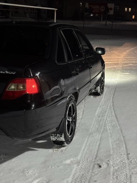 Продам нексию срочно