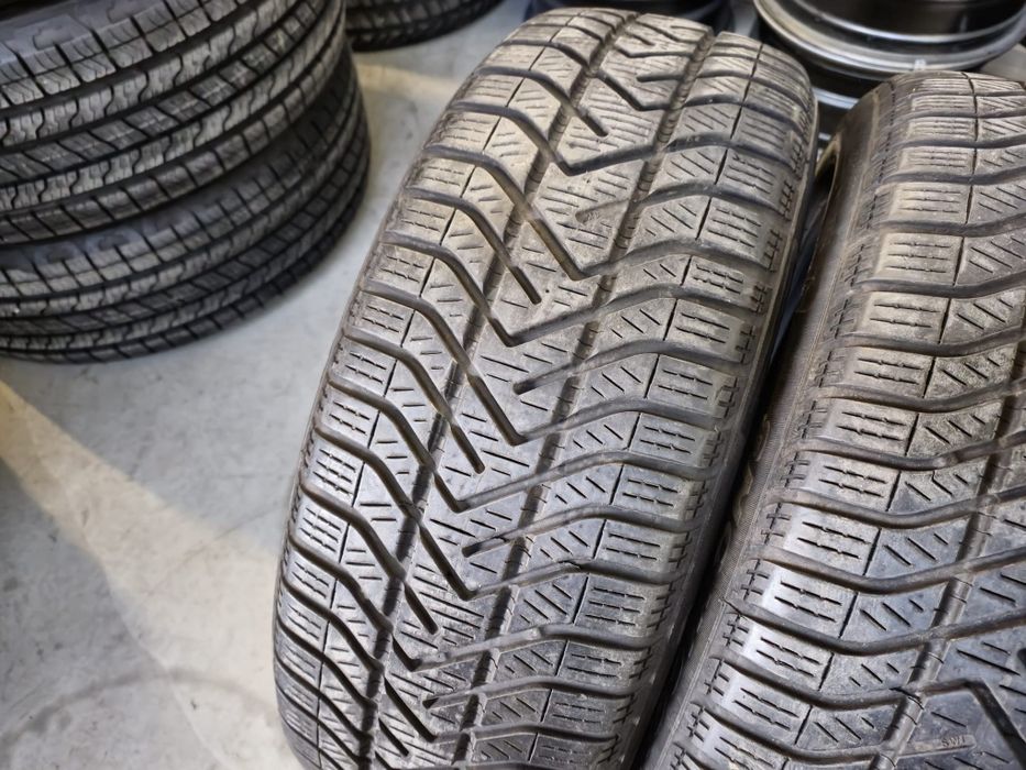 4 anvelope iarna Pirelli 195 55 17 stare buna