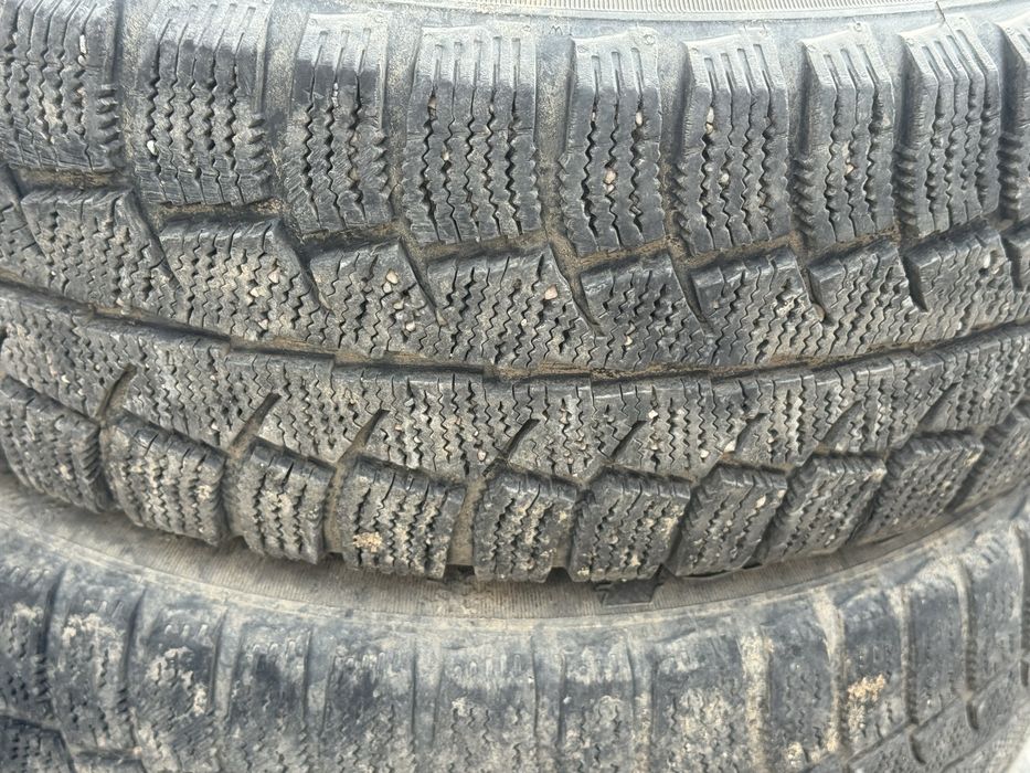 Продам болоны 195/65/15