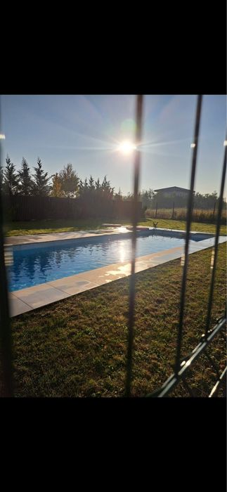 Intretinere piscine , servicii si mentenanta instalatii