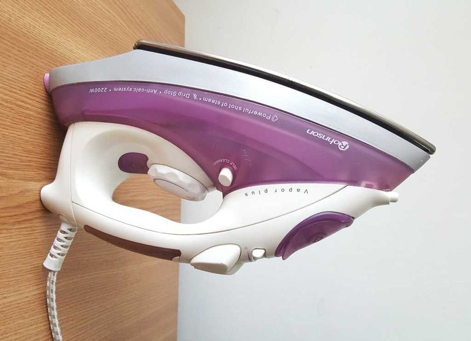 Fier călcat Rohnson