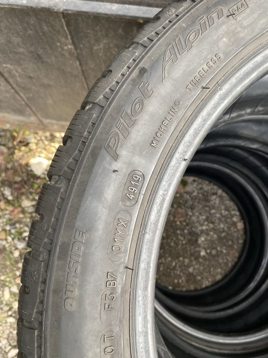 245/45/18 Michelin 4бр
