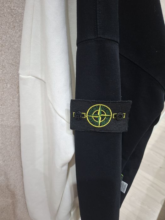 Продаю патчи и пуговицы stone island