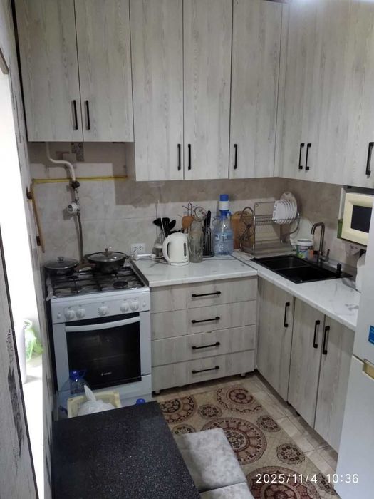 Срочно продаю 2/1/5 кв на карасу-4