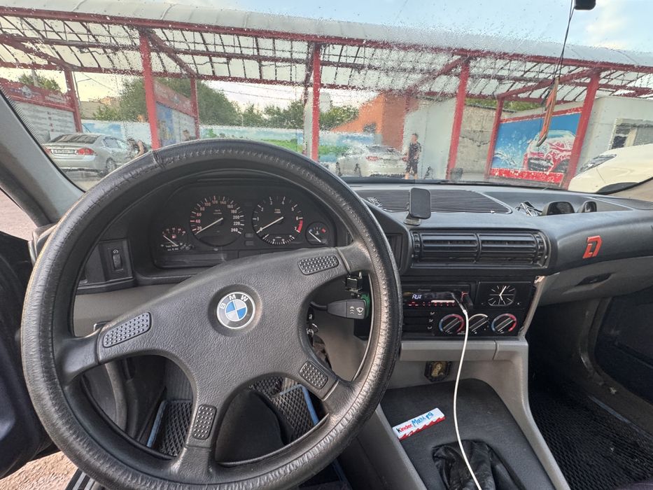 Продам бмв е34..