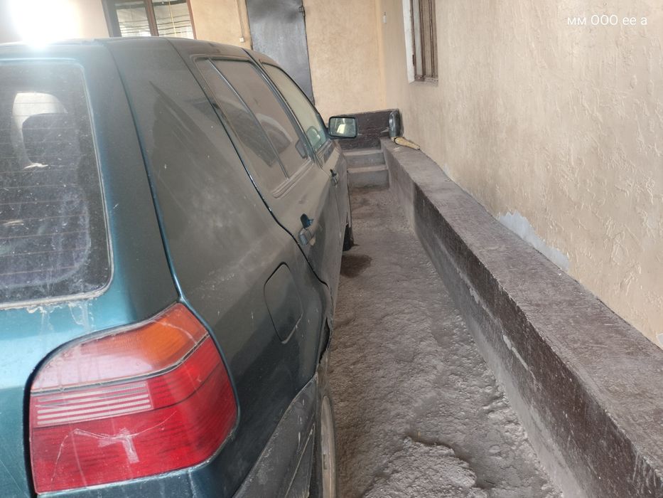 Продам машину в Гольф 3