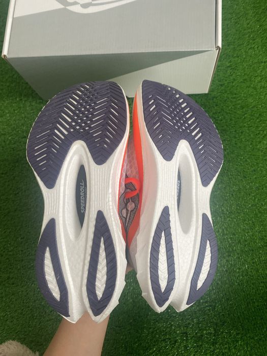 Saucony endorphin 4 размер 38.5